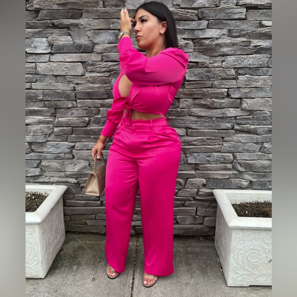 Wayf Fuchsia Open Front Blazer with matching pants